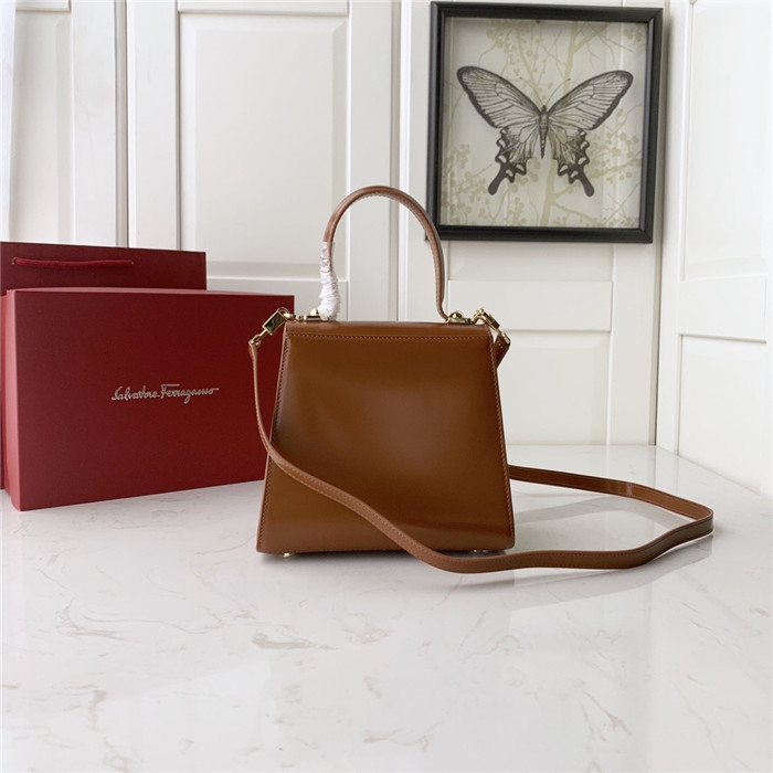 페레가모 미니 토트&숄더백 DY-212267-1