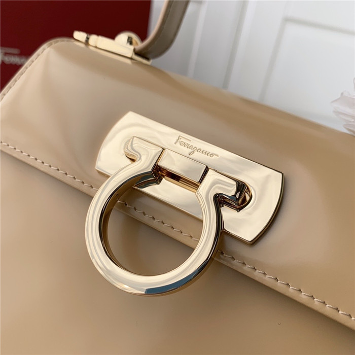 페레가모 미니 토트&숄더백 DY-212267-2