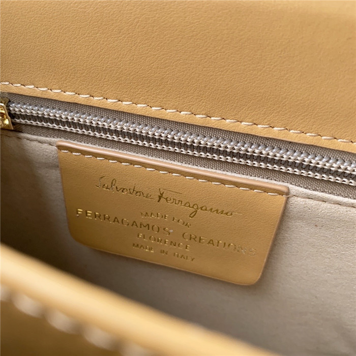 페레가모 미니 토트&숄더백 DY-212267-2