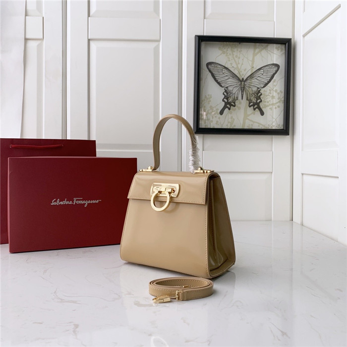 페레가모 미니 토트&숄더백 DY-212267-2