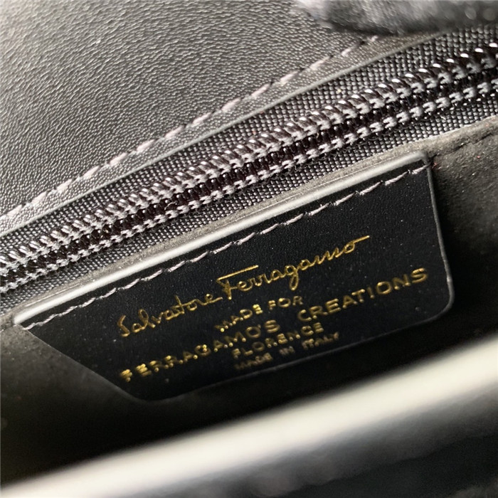 페레가모 미니 토트&숄더백 DY-212267-4