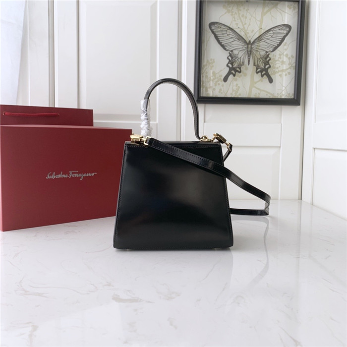 페레가모 미니 토트&숄더백 DY-212267-4