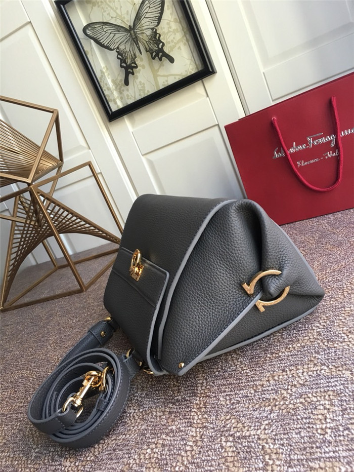 페레가모 소피아 토트&숄더백 GG 21F606-1 2020/신상