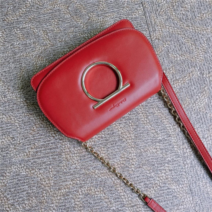 페레가모 숄더백 22D293-1 2020/신상