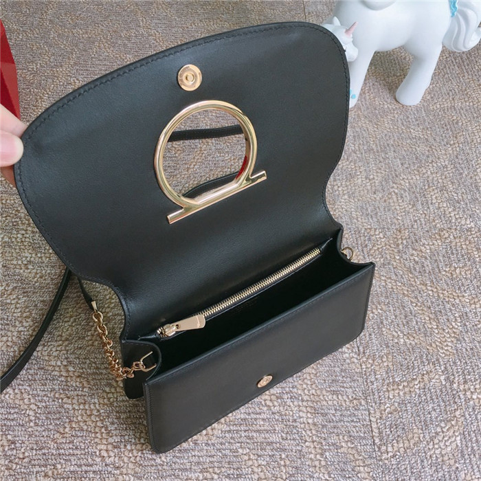 페레가모 숄더백 22D293-2 2020/신상