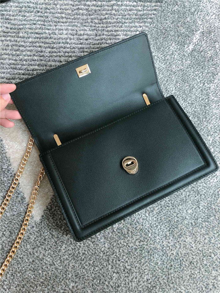 페레가모 라지 체인 숄더백 21G462-3