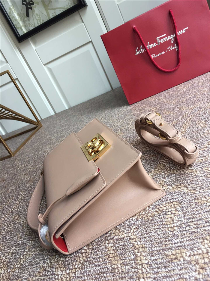 페레가모 숄더백 FZ-21E099-2신상