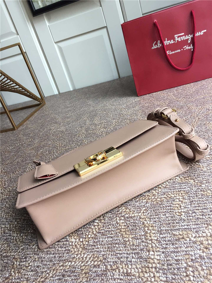 페레가모 숄더백 FZ-21E099-2신상