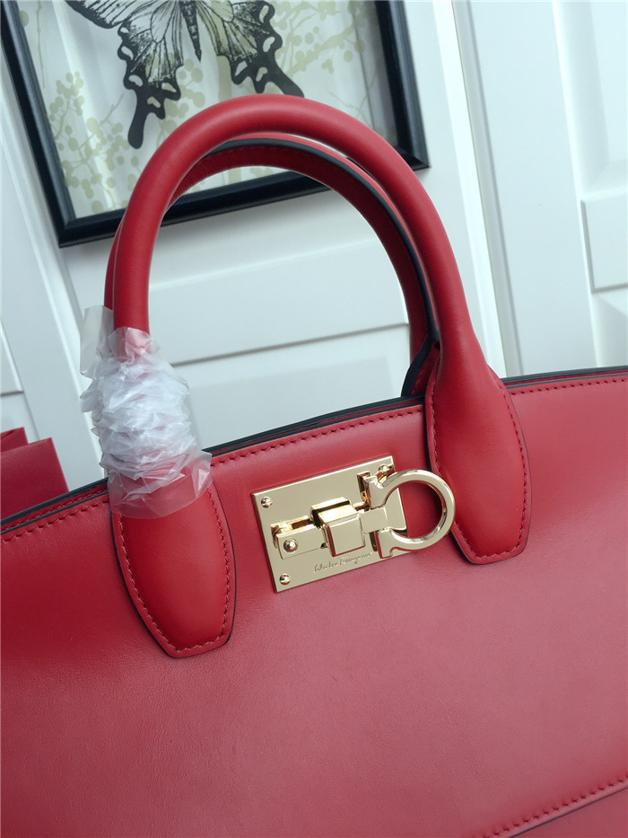 페레가모 토트&숄더백 21H159-1 2020/신상