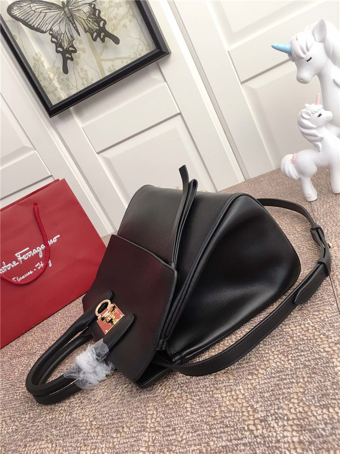 페레가모 토트&숄더백 21H159-3 2020/신상