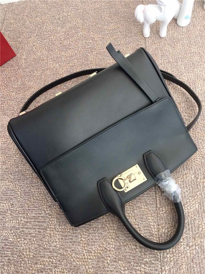 페레가모 토트&숄더백 21H159-3 2020/신상