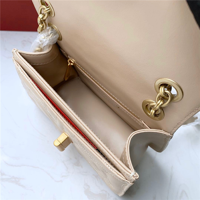 페레가모 플랩 미니체인백 21H153-2 2020/신상