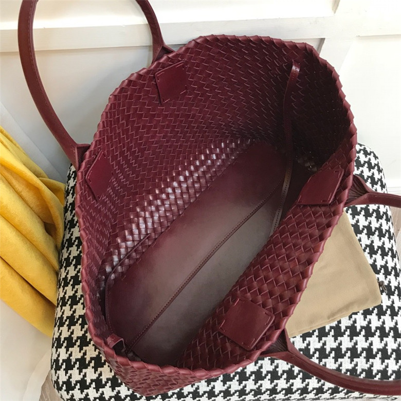 보테가 쇼핑백 BV5211