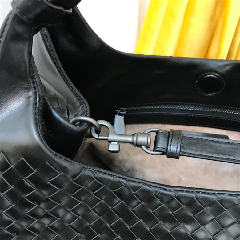 보테가 토트&숄더백 BV6097