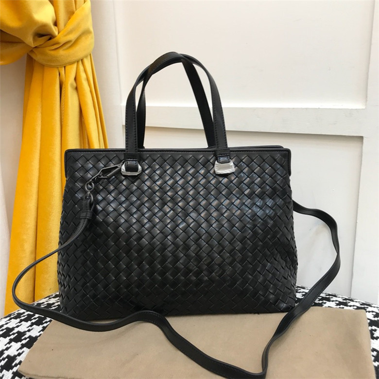 보테가 서류가방 토트&숄더 BV9135