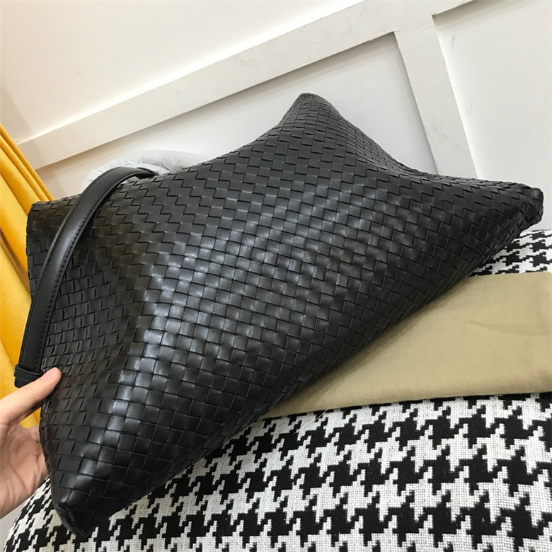 보테가 토트&숄더백 BV5041