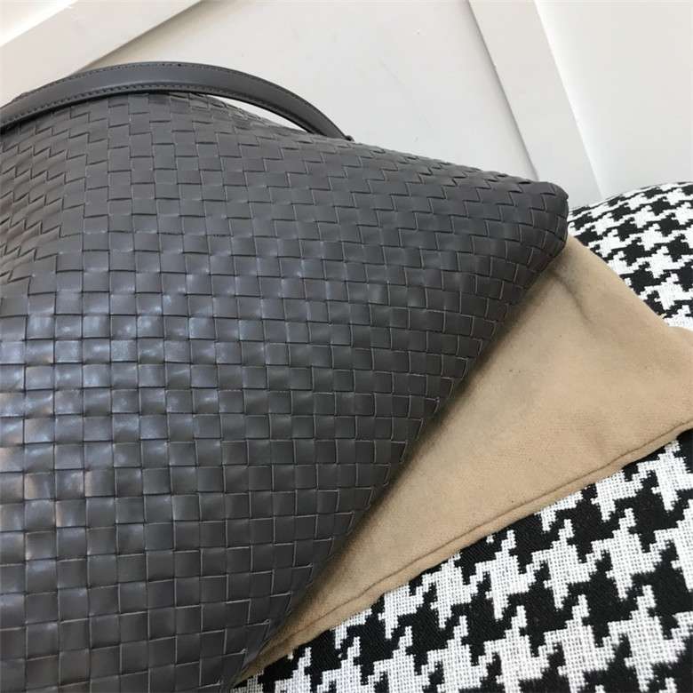 보테가 토트&숄더백 BV5041