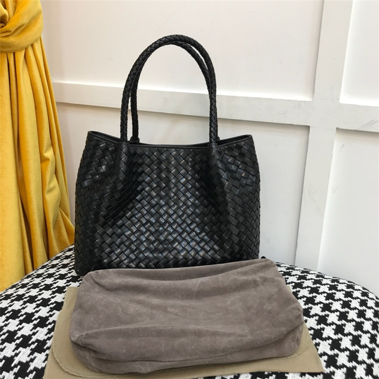 보테가 토트백 BV5063 28CM