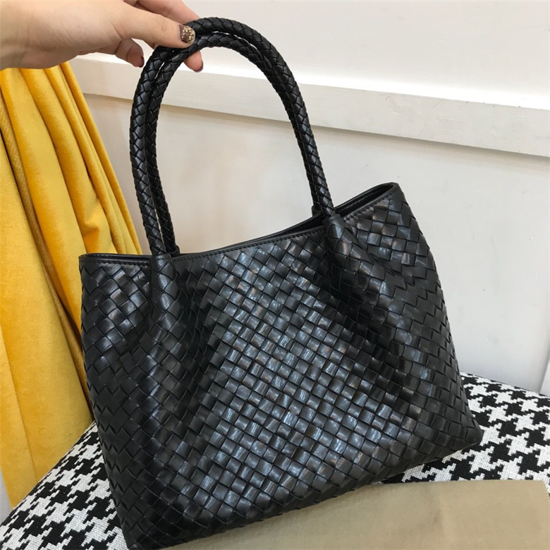 보테가 토트백 BV5063 28CM