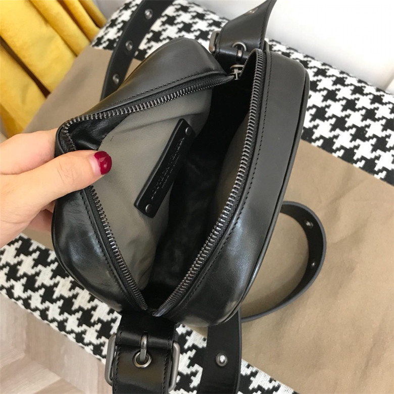 보테가 숄더백 BV7623