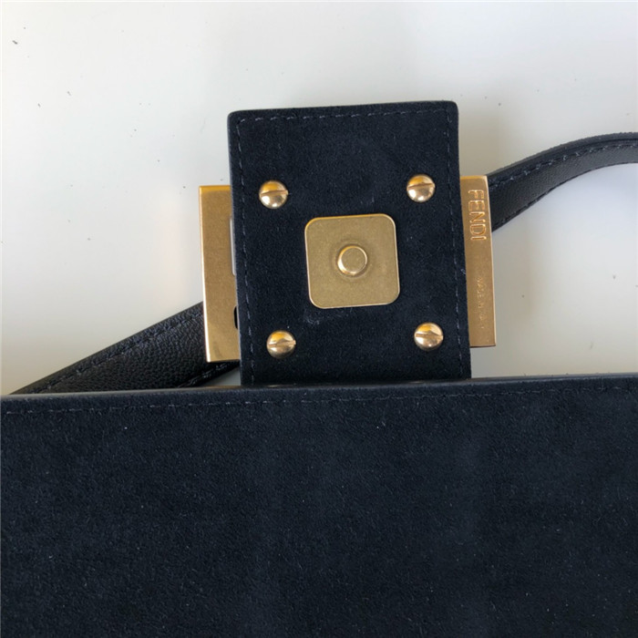  FENDI 펜디 바케트백 MM F30190-4 2020/신상