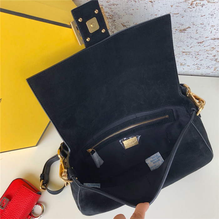  FENDI 펜디 바케트백 MM F30190-4 2020/신상