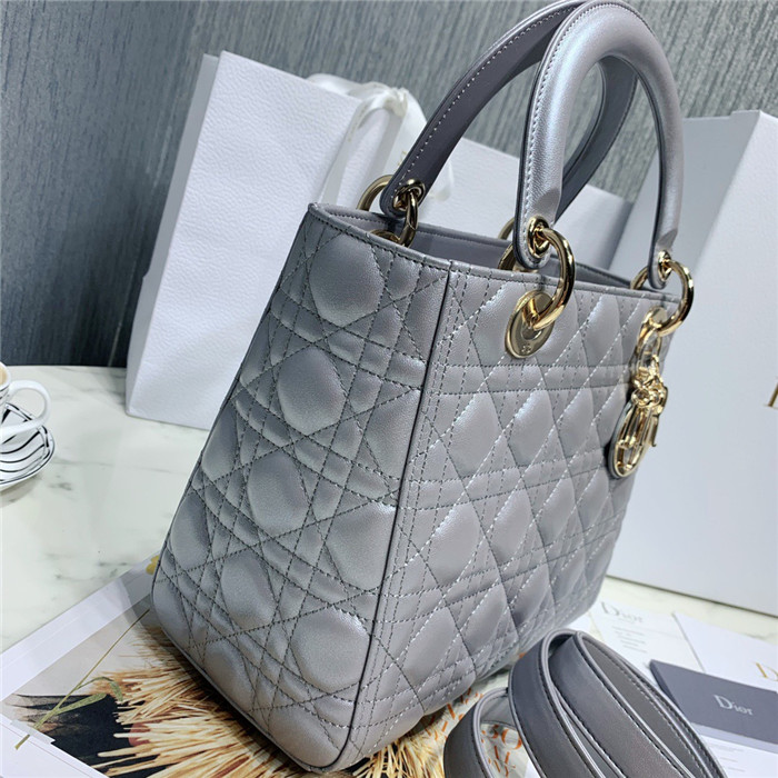 디올 레이디백 24CM D38970-1 2020/신상