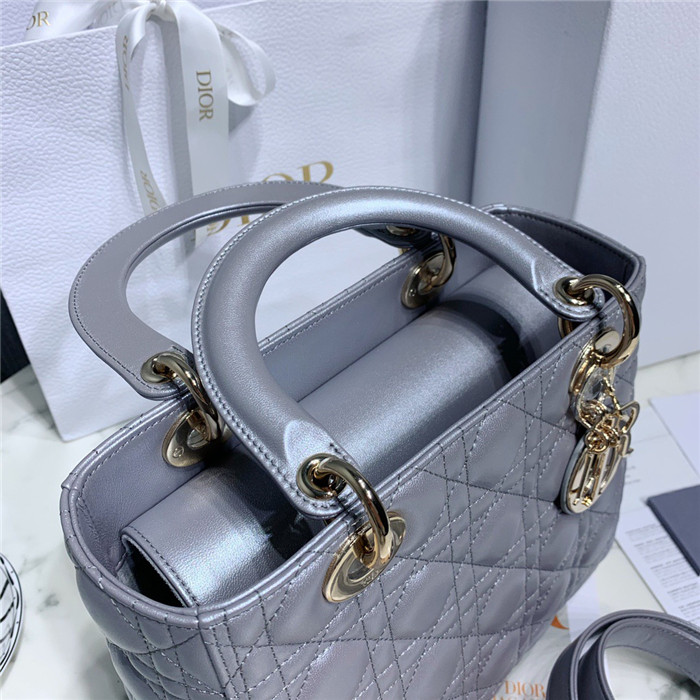 디올 레이디백 24CM D38970-1 2020/신상