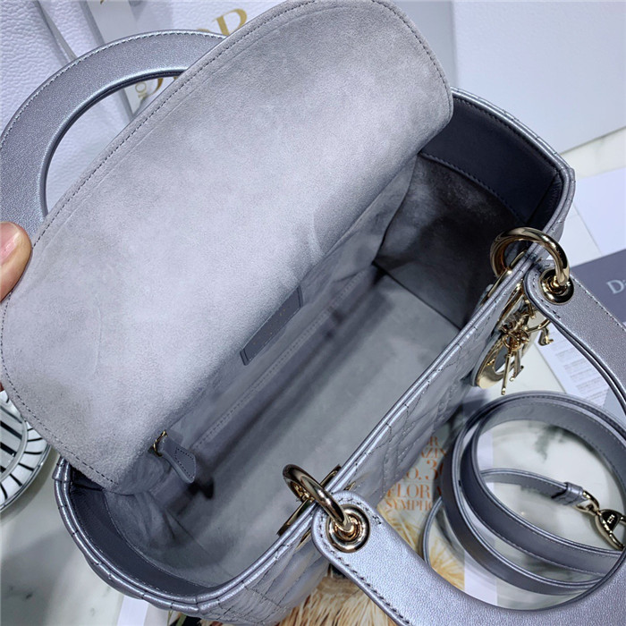 디올 레이디백 24CM D38970-1 2020/신상