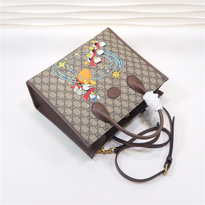[엑소 카이] GUCCI 구찌 x 디즈니 콜라보 도널드 덕 토트백