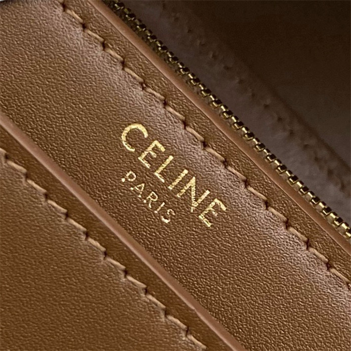 Celine 셀린느 체인백 C19710-4 신상