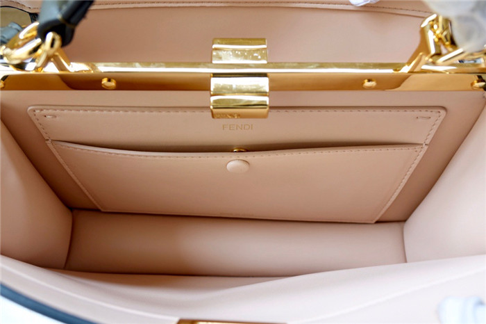  Fendi  펜디 피카부 아이코닉 F8323-3 신상