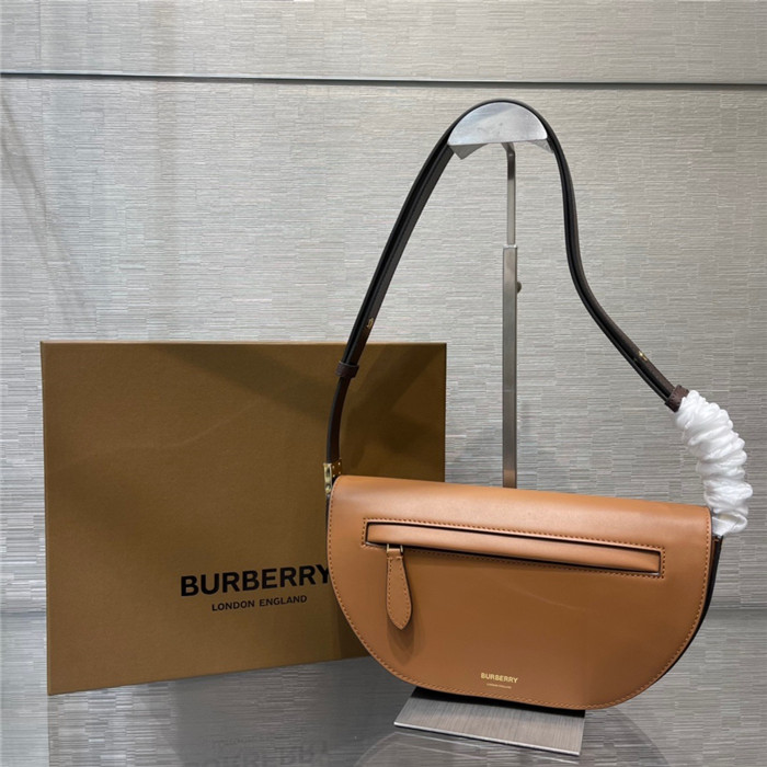 [아스트로 차은우] Burberry 버버리 숄더백 B31509-2 신상