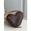 Louis Vuitton 루이비통 게임 온 쾨르 M57456 신상
