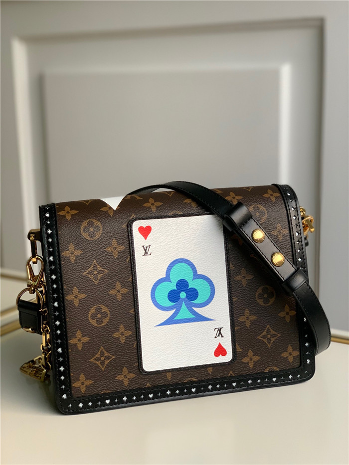 Louis Vuitton 루이비통 게임 온 도핀백 MM / M57448 신상