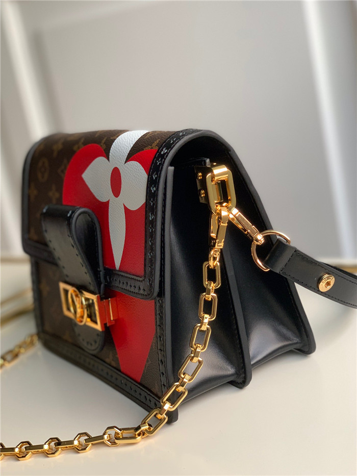 Louis Vuitton 루이비통 게임 온 도핀백 MM / M57448 신상