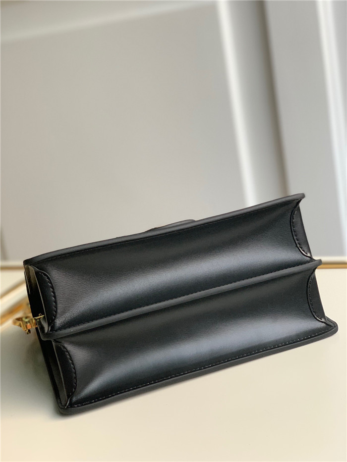 Louis Vuitton 루이비통 게임 온 도핀백 MM / M57448 신상