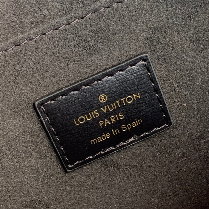 Louis Vuitton 루이비통 게임 온 도핀백 MM / M57448 신상