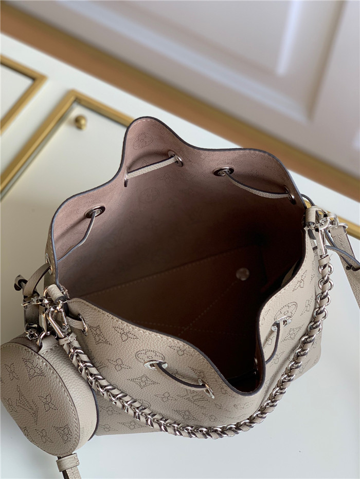 Louis Vuitton  루이비통 마히나 벨라 버킷백 M57070 신상