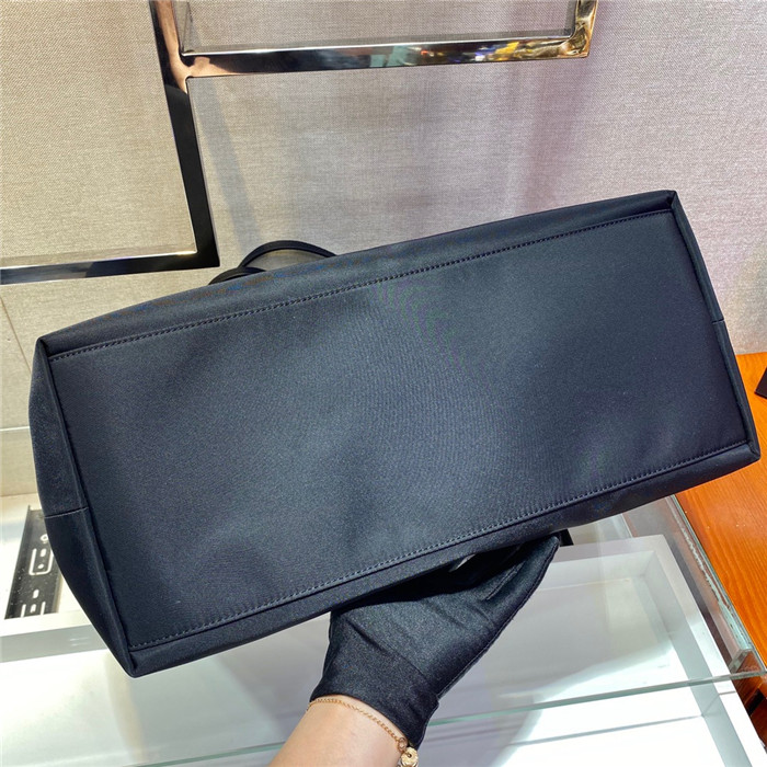 PRADA 프라다 나일론 쇼핑백 1BG107 신상