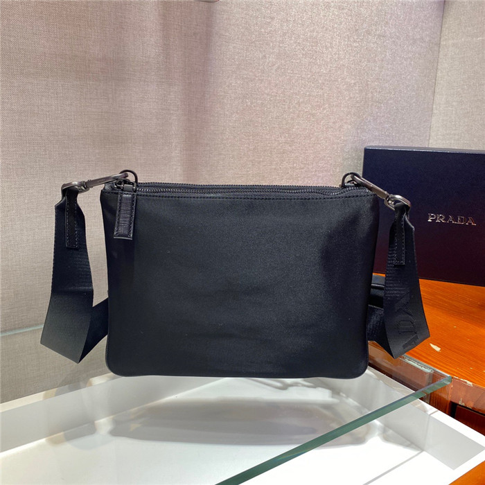PRADA 프라다 리나일론 사피아노 & 가죽 숄더백 2VH120 신상