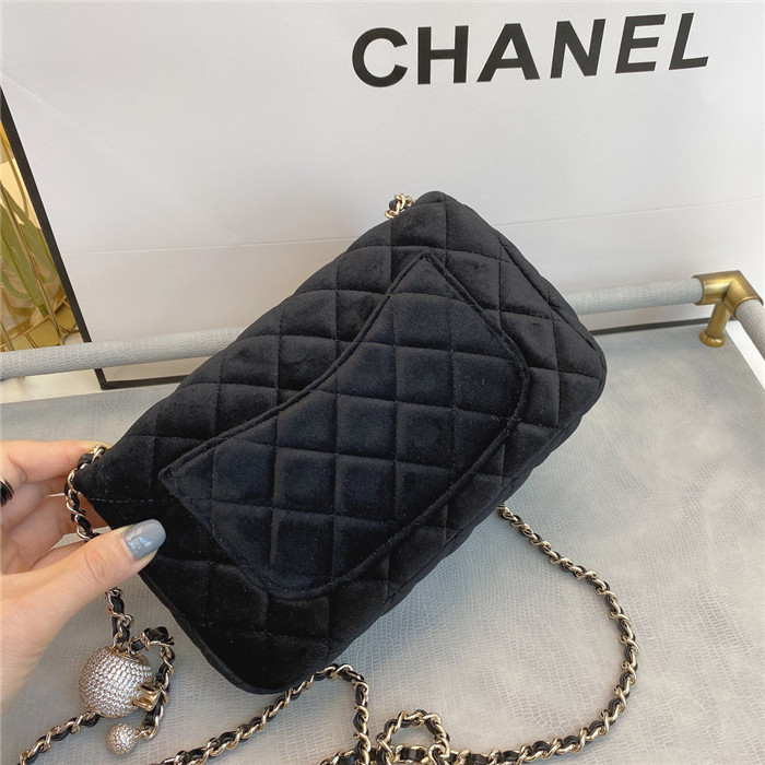 CHANEL 샤넬 골드볼 쁘띠삭 미니 플랩백 18CM AS1786 신상