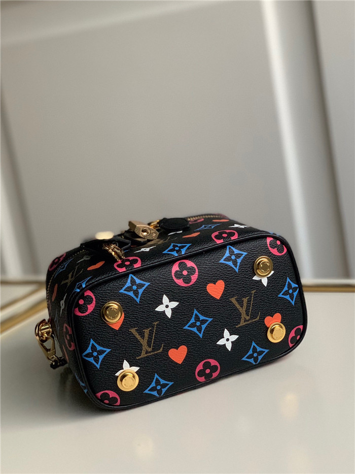 Louis Vuitton 루이비통 신상 게임 온 베니티 PM M57482 신상