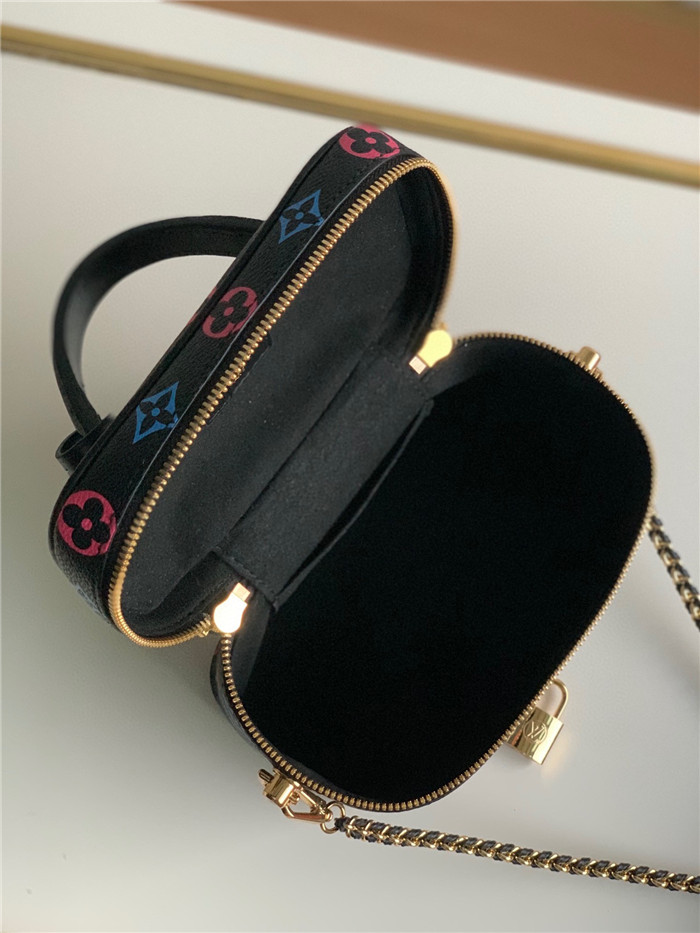Louis Vuitton 루이비통 신상 게임 온 베니티 PM M57482 신상