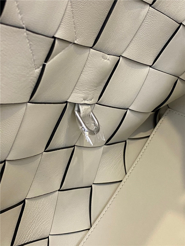 Bottega Veneta 보테가 베네타 토트백 B69310 신상