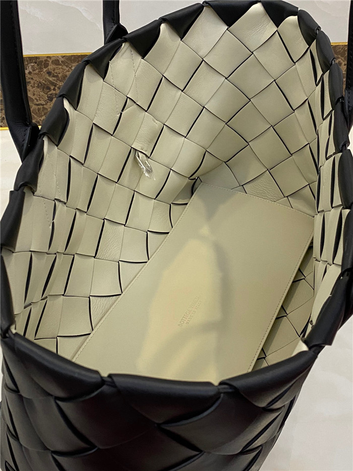 Bottega Veneta 보테가 베네타 토트백 B69310 신상