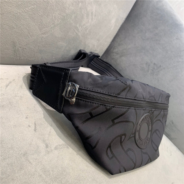 Burberry 버버리 벨트백 B98934 신상