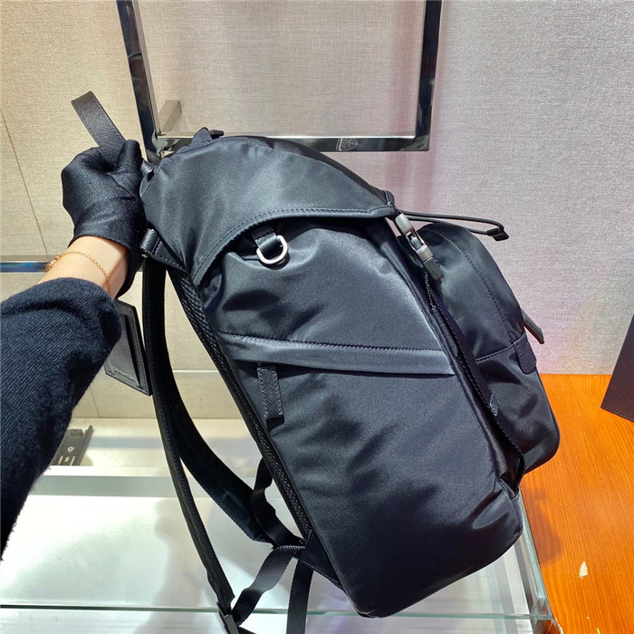 PRADA 프라다 나일론 백팩 2VZ135 신상