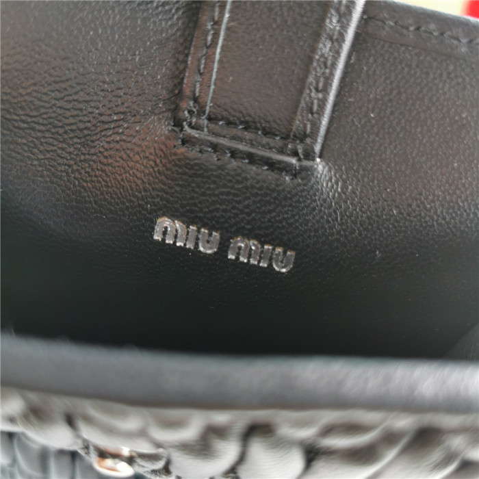 MIUMIU 미우미우 핸드폰 가방 5ZH079 신상