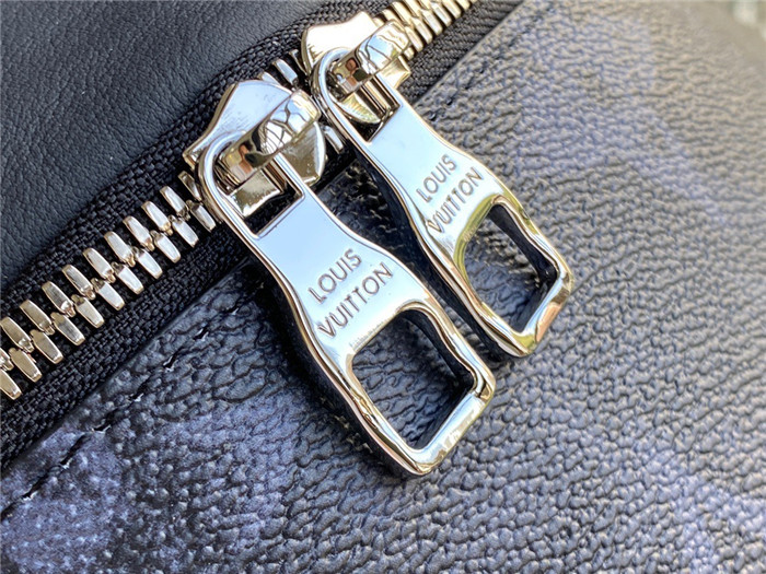Louis Vuitton 루이비통 디스커버리 범백 M57276 신상